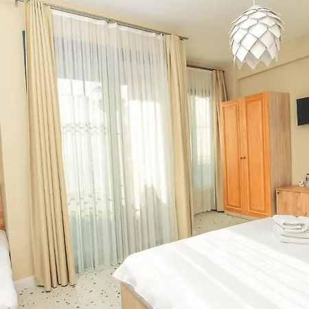 Sulty's Koeyici Hotell